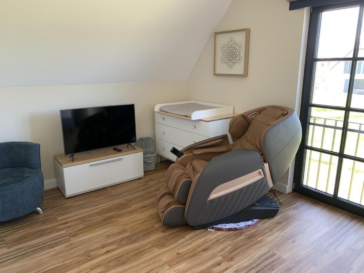 Reetland Am Meer - Premium Reetdachvilla Mit 3 Schlafzimmern, Sauna, Kamin Und Massagesessel F05 Dranske Luaran gambar